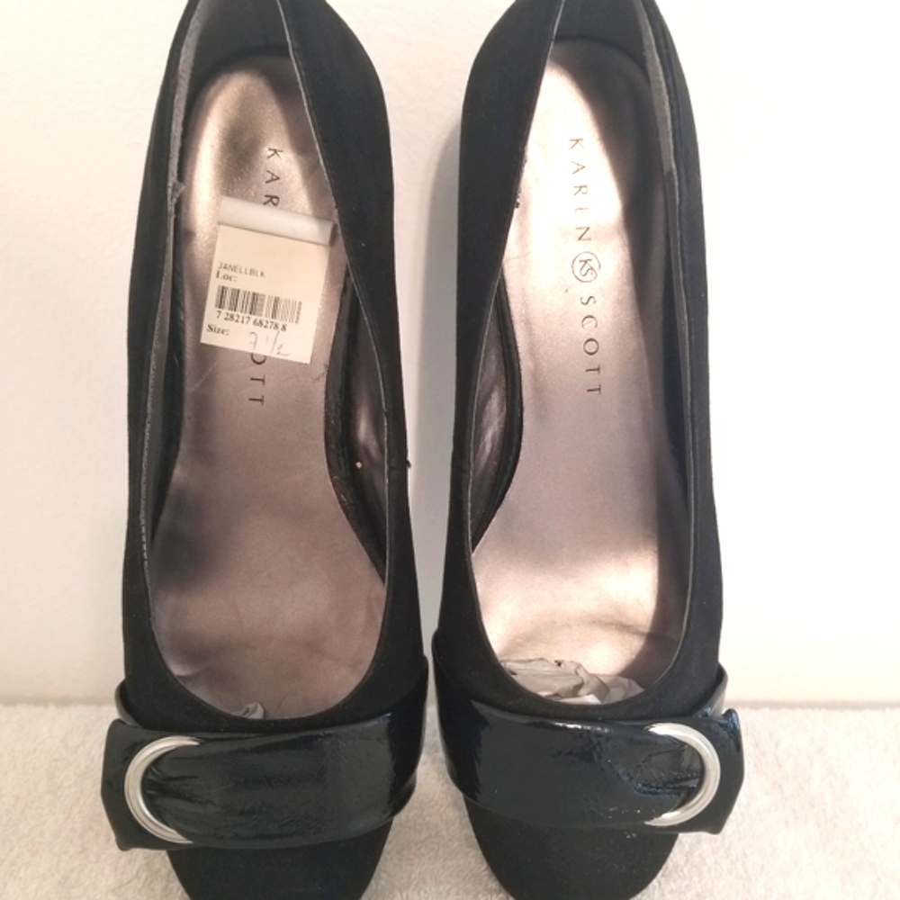 Black Shoes